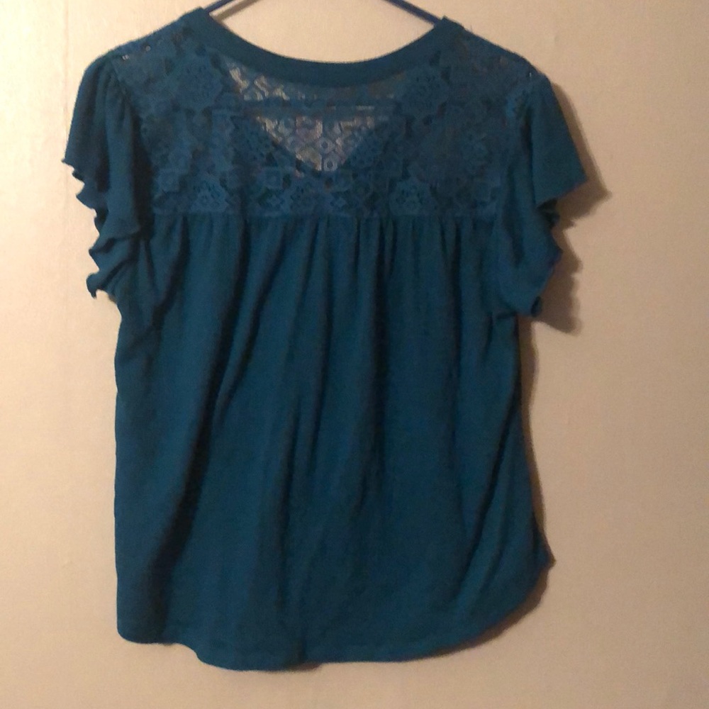 Top - Picture 2 of 2